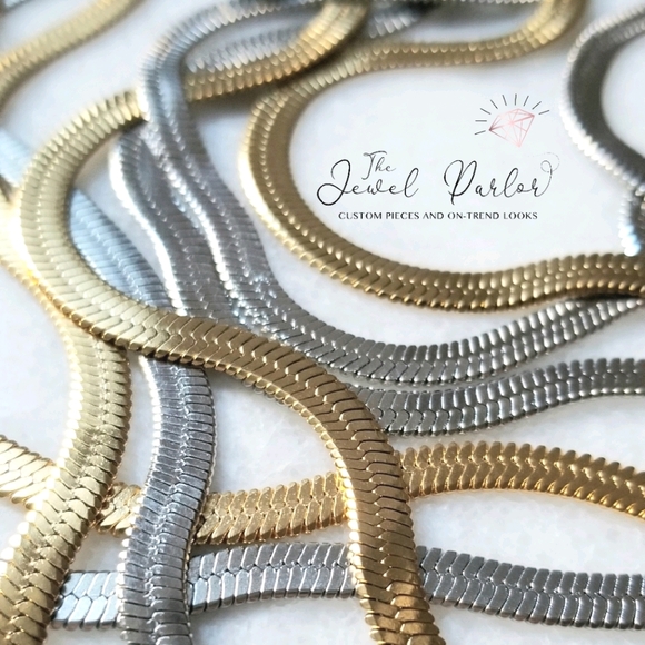 5MM HERRINGBONE CHAIN - Picture 4 of 5
